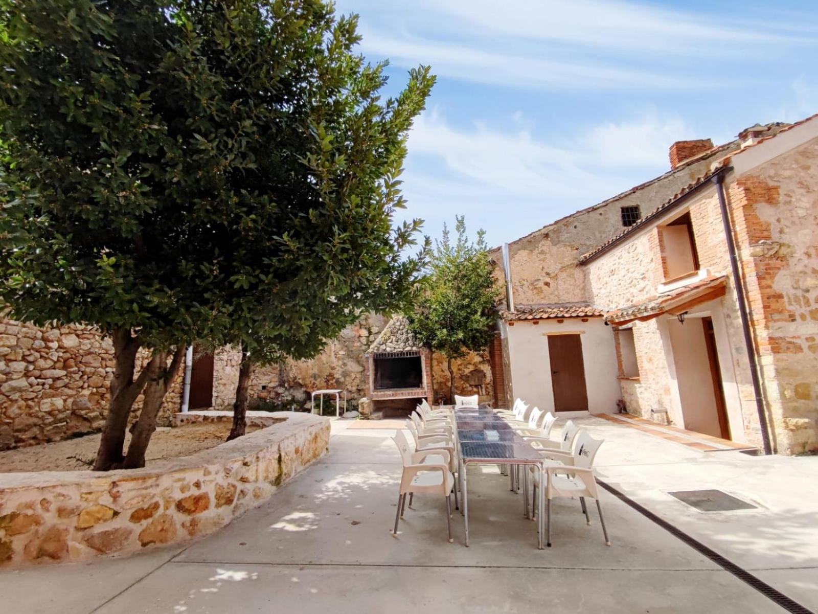 Alojamiento Turistico Los Laureles Segóvia Exterior foto
